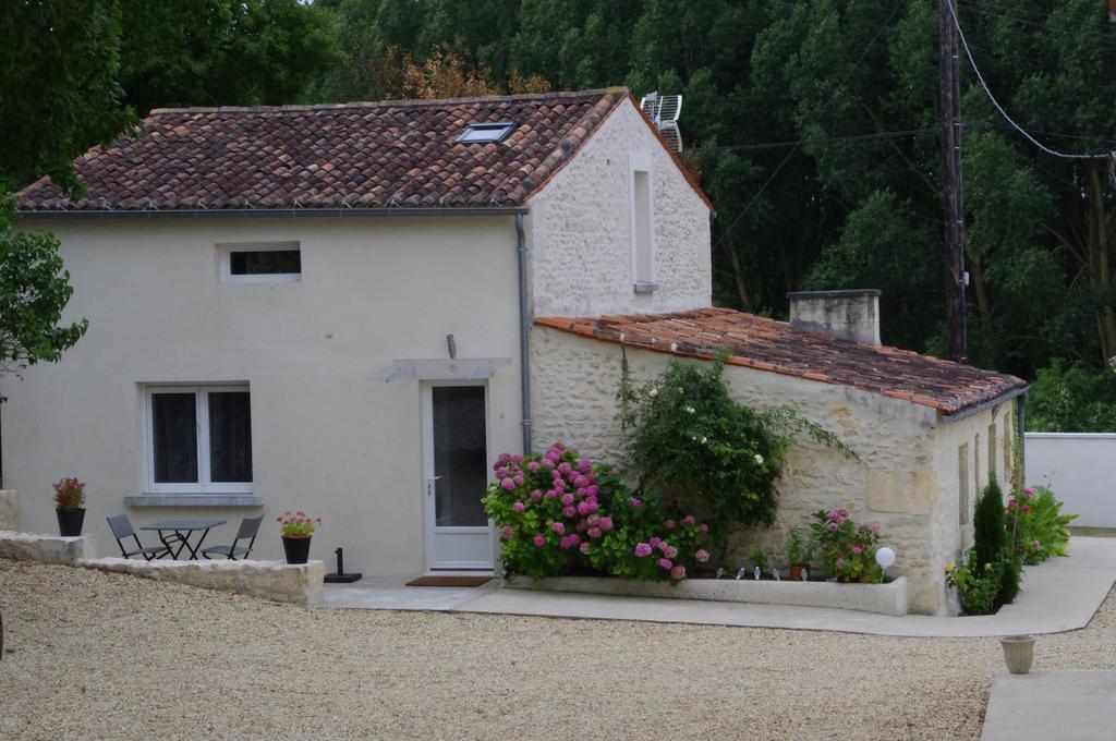 Le Clos Des Oiseaux Сент Екстериор снимка